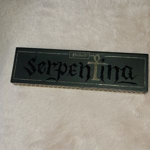 KVD Serpentina palette